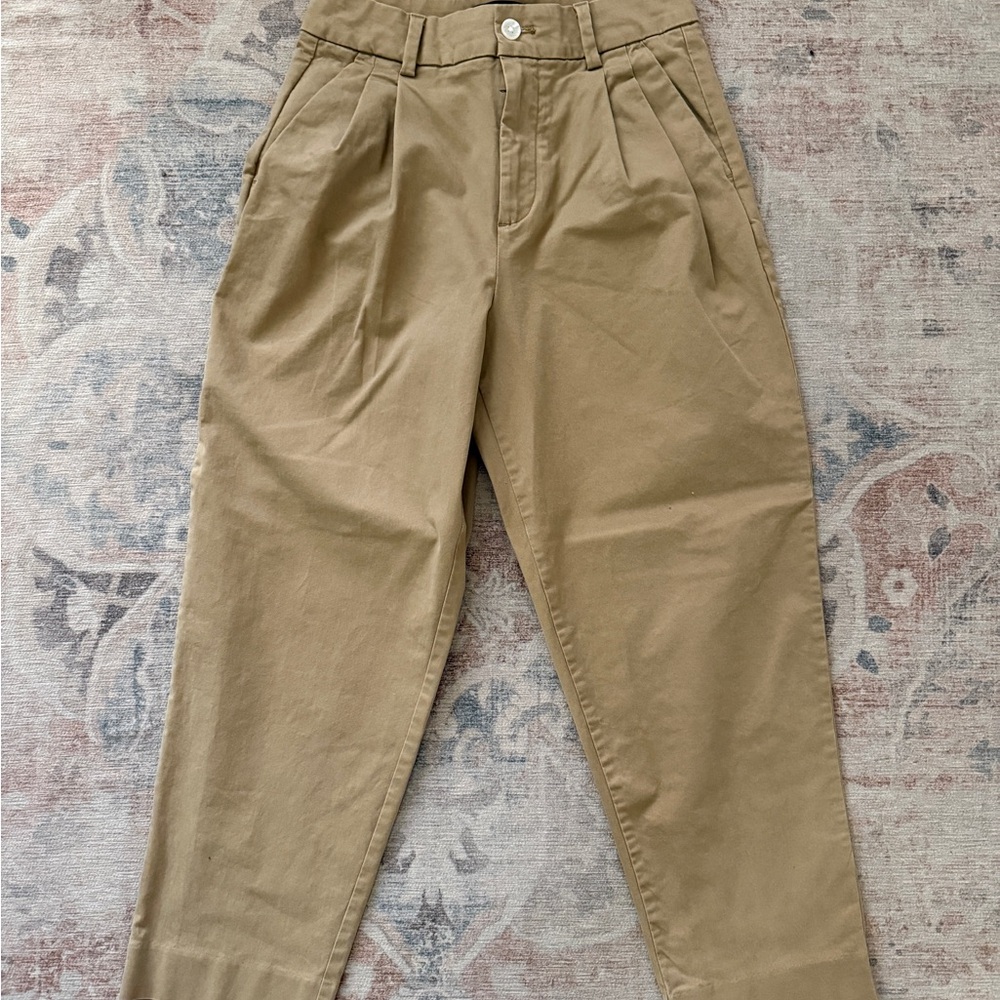 Banana Republic Tan Cropped Pants